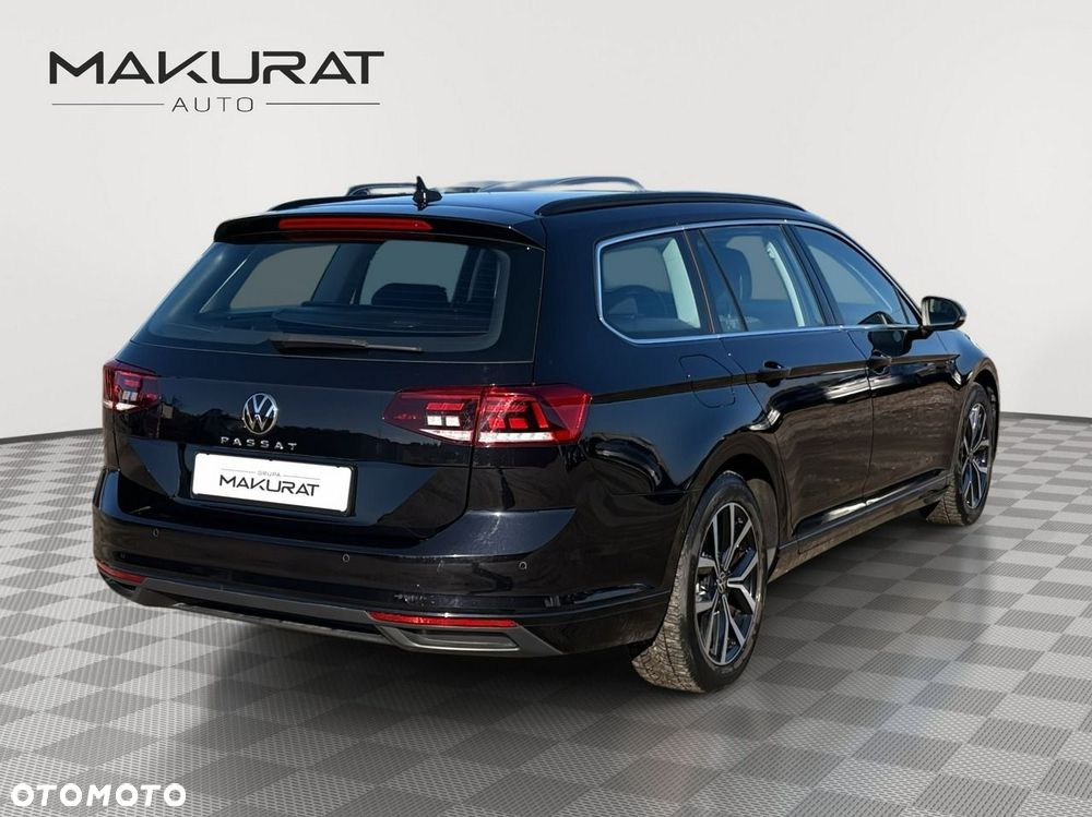 Volkswagen Passat - 5