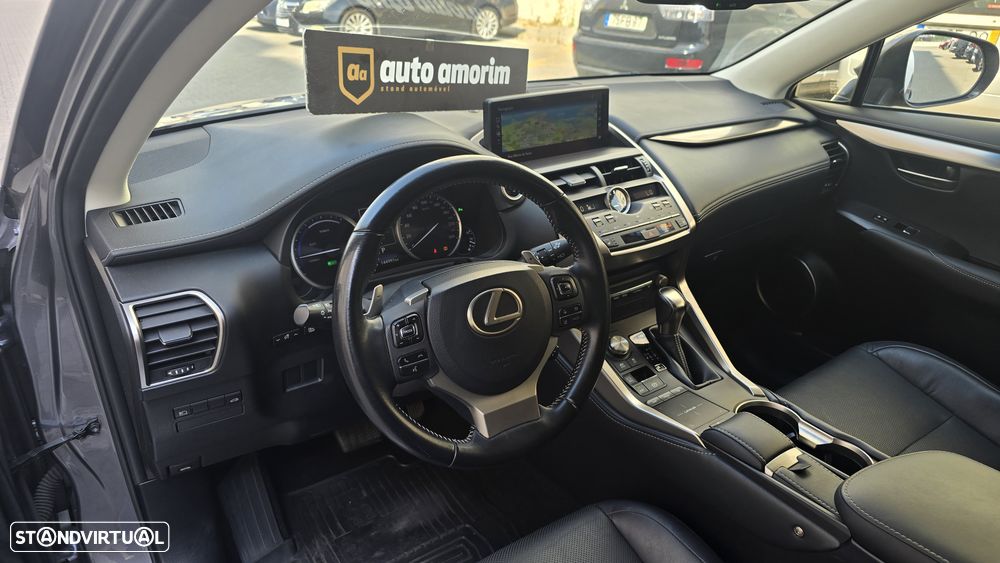 Lexus NX 300h Executive+ - 16