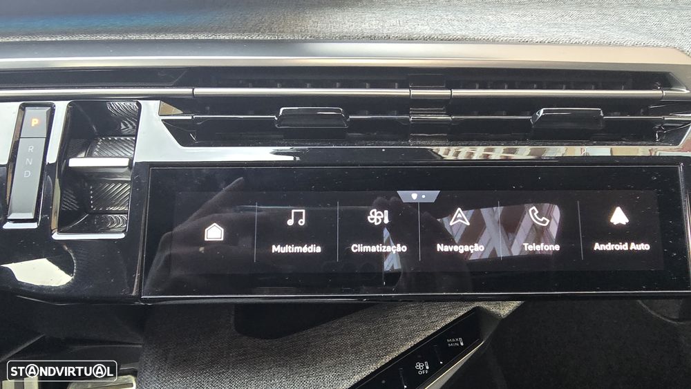 Peugeot E-3008 GT - 33