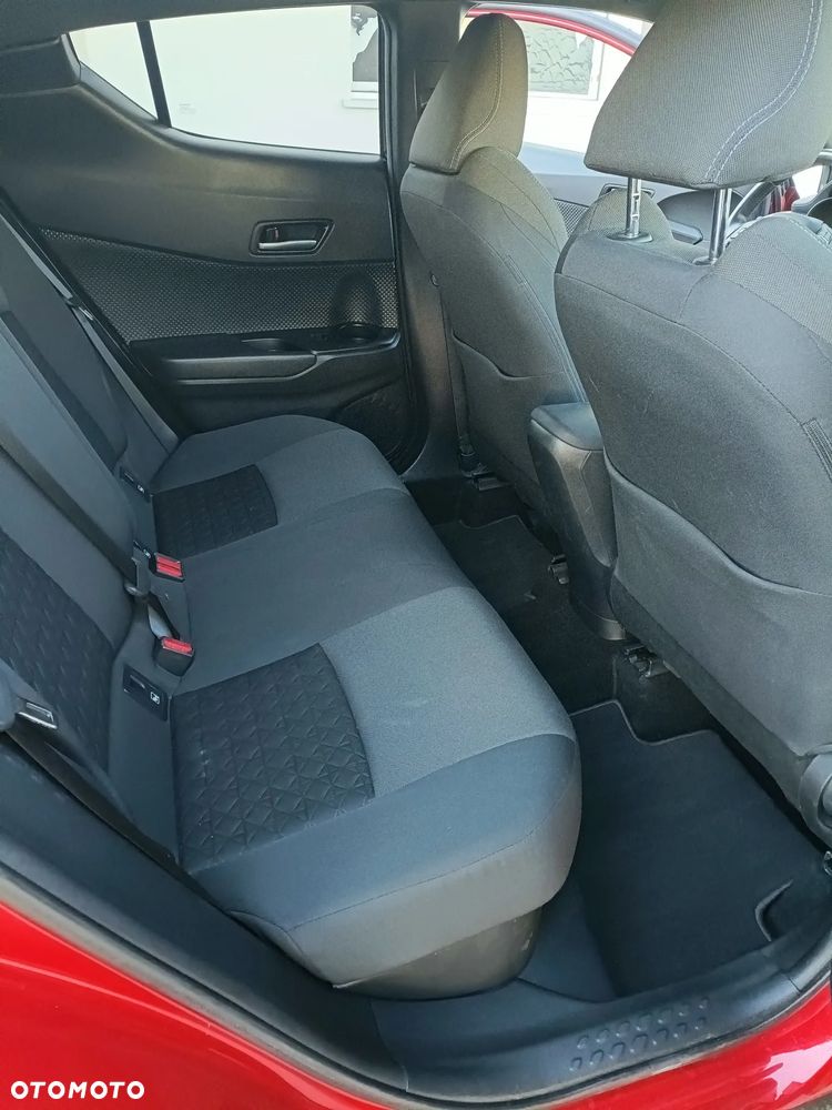 Toyota C-HR - 31