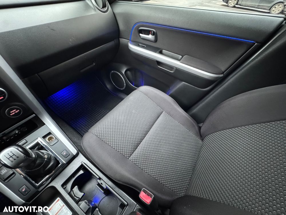 Suzuki Grand Vitara 1.9 DDIS JLX-EL - 38