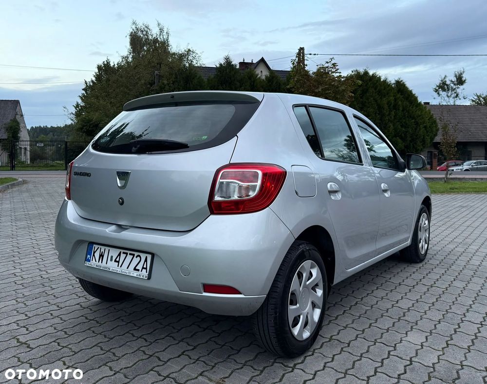 Dacia Sandero 1.5 dCi Laureate - 10