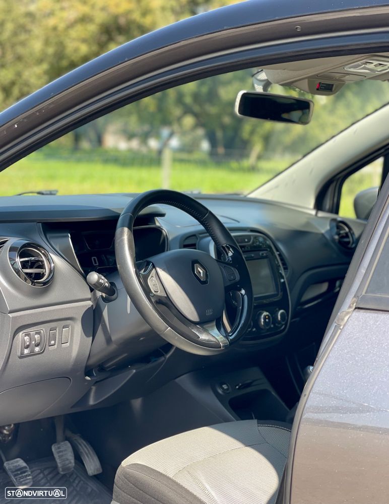 Renault Captur 0.9 TCE Exclusive - 9