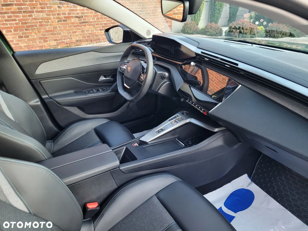 Peugeot 308 1.2 PureTech Allure Pack S&S EAT8 - 16
