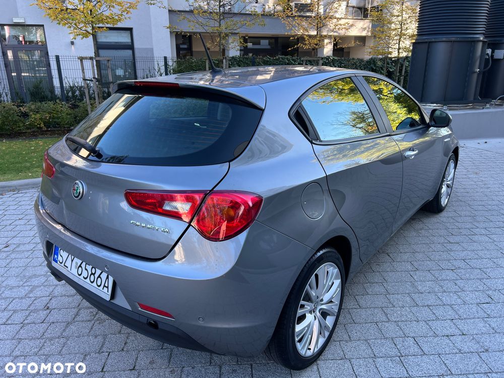 Alfa Romeo Giulietta 1.6 JTDM Sport - 4