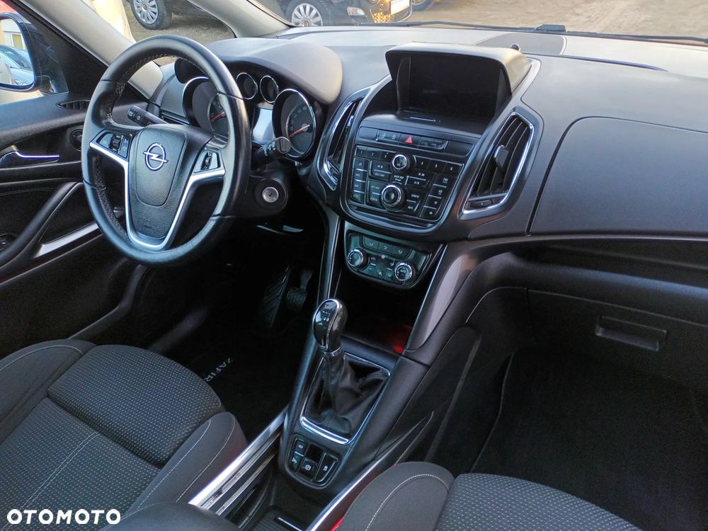 Opel Zafira Tourer 1.4 Turbo Innovation - 22