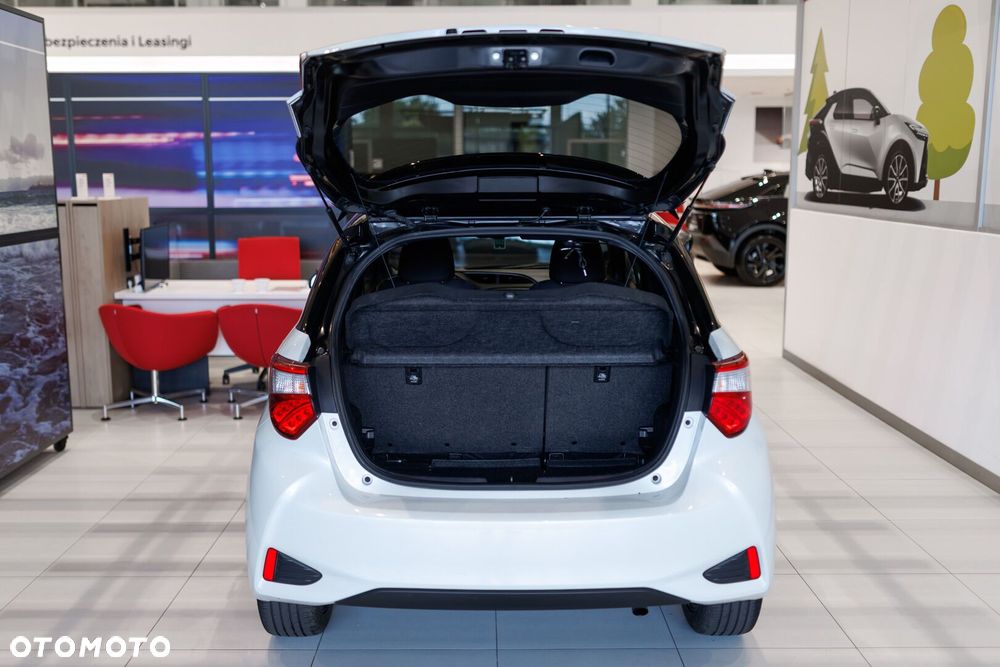 Toyota Yaris - 25
