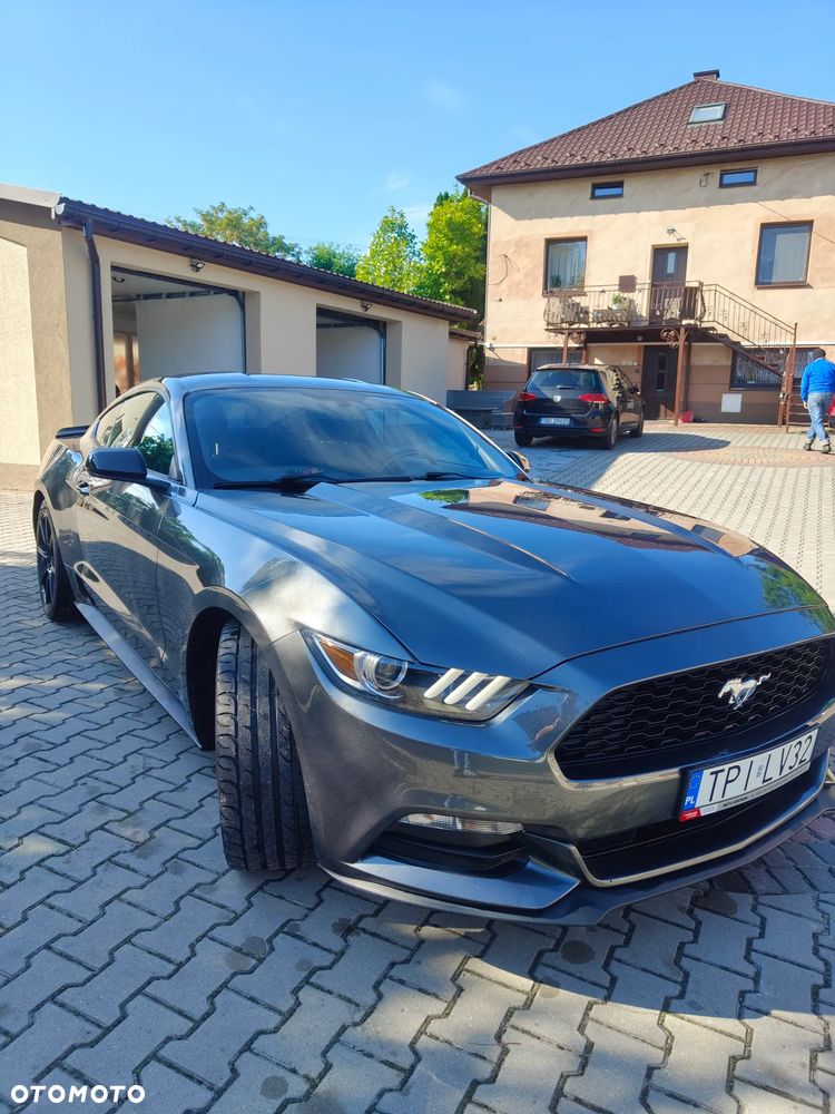 Ford Mustang 3.7 V6 - 2