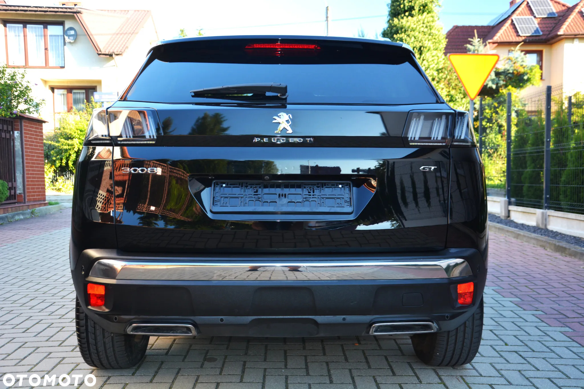 Peugeot 3008 1.5 BlueHDi GT S&S EAT8 - 8
