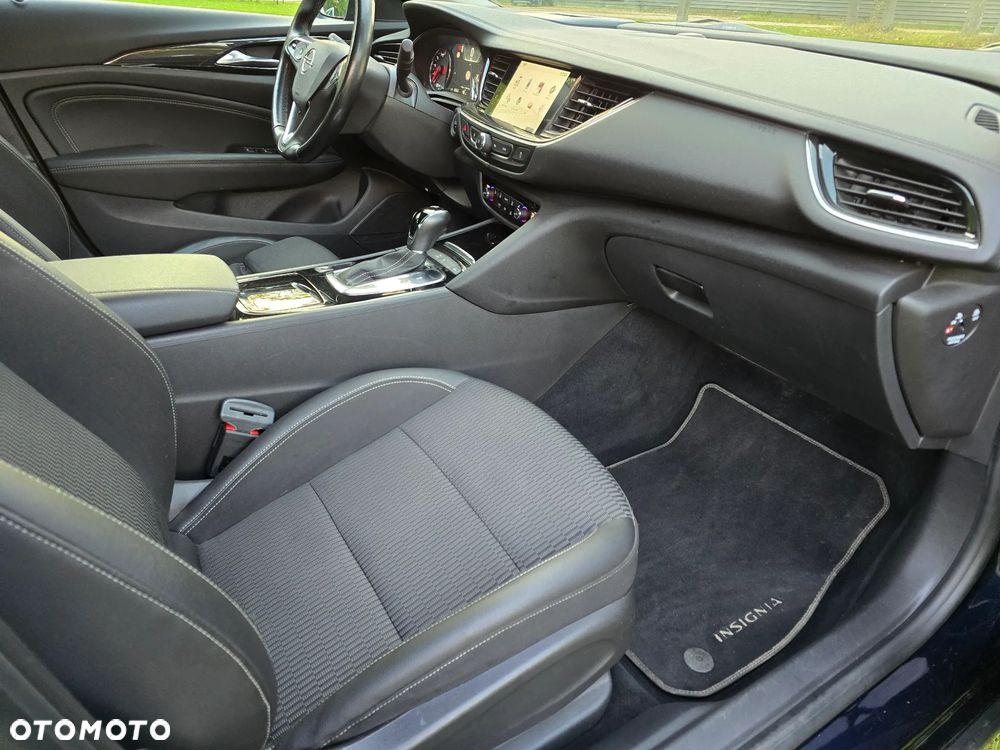 Opel Insignia - 37