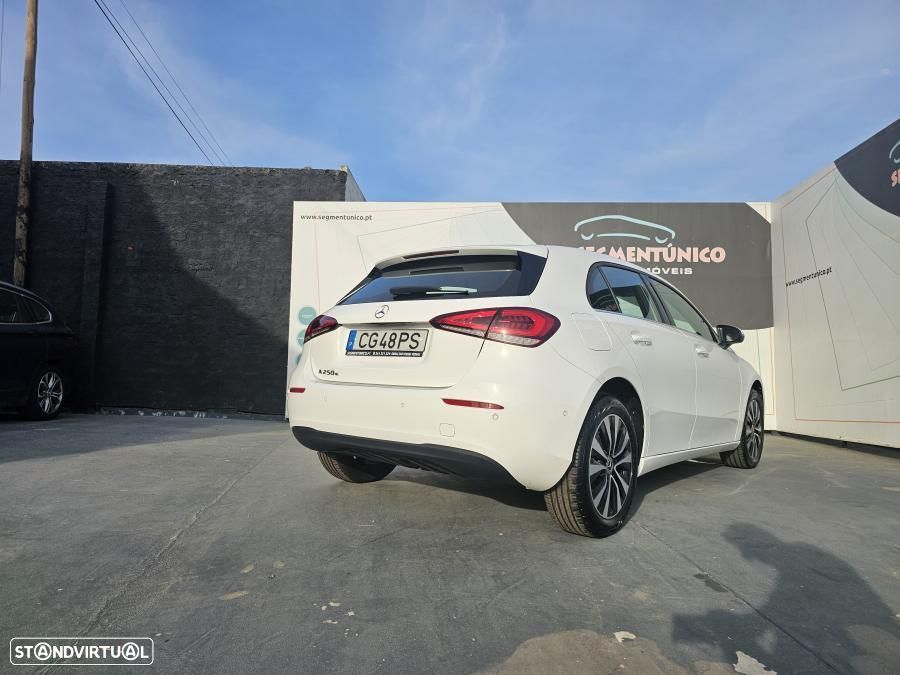 Mercedes-Benz A 250 e 8G-DCT Progressive - 17