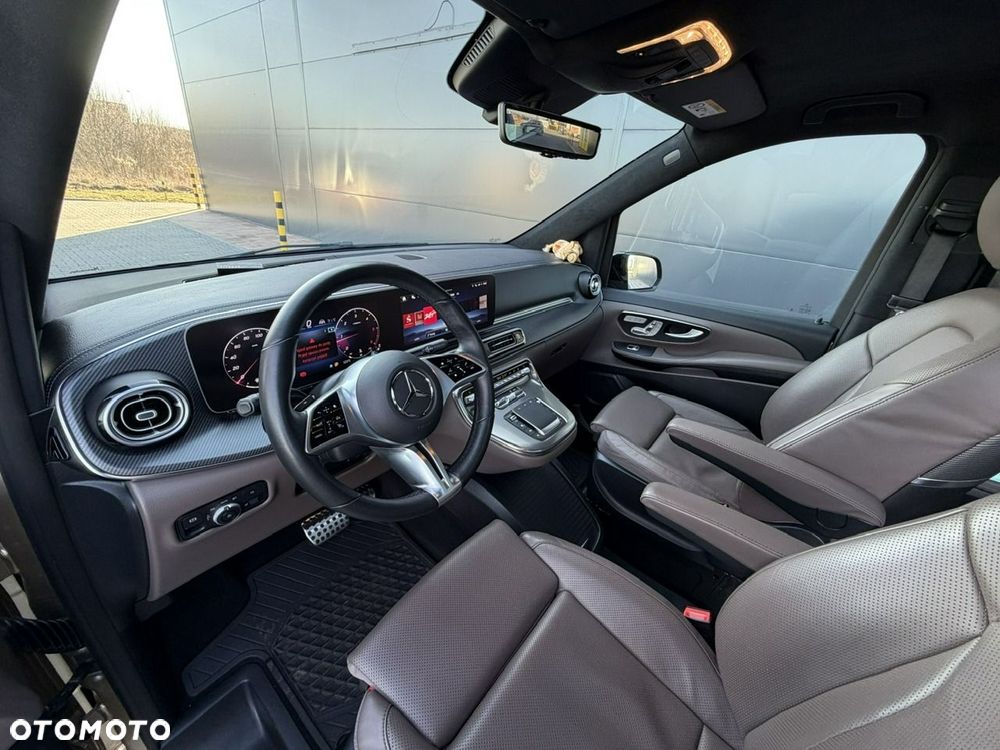 Mercedes-Benz Klasa V 300 d lang 4Matic 9G-TRONIC Exclusive - 11