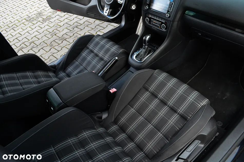 Volkswagen Golf 2.0 TDI DPF DSG GTD - 30