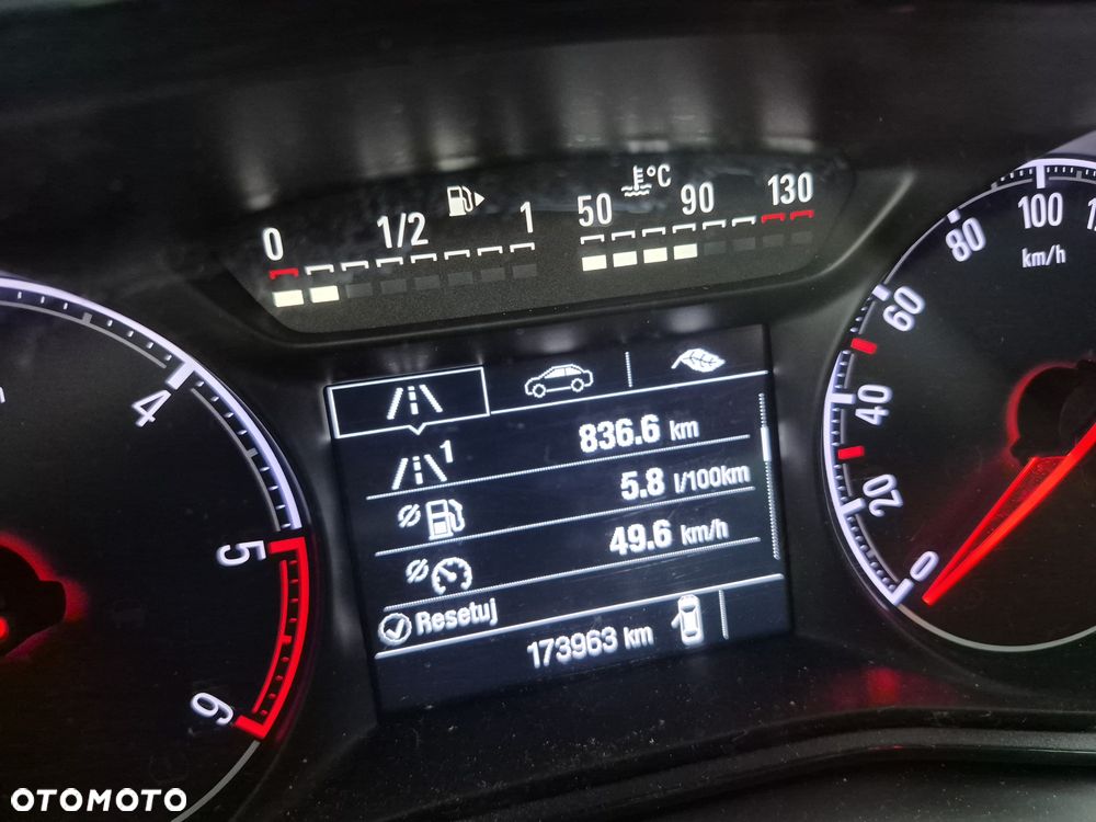 Opel Zafira - 8
