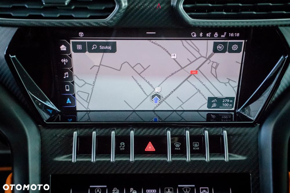 Lamborghini Urus Standard - 23