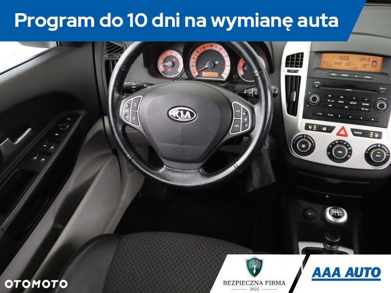 Kia Ceed - 9