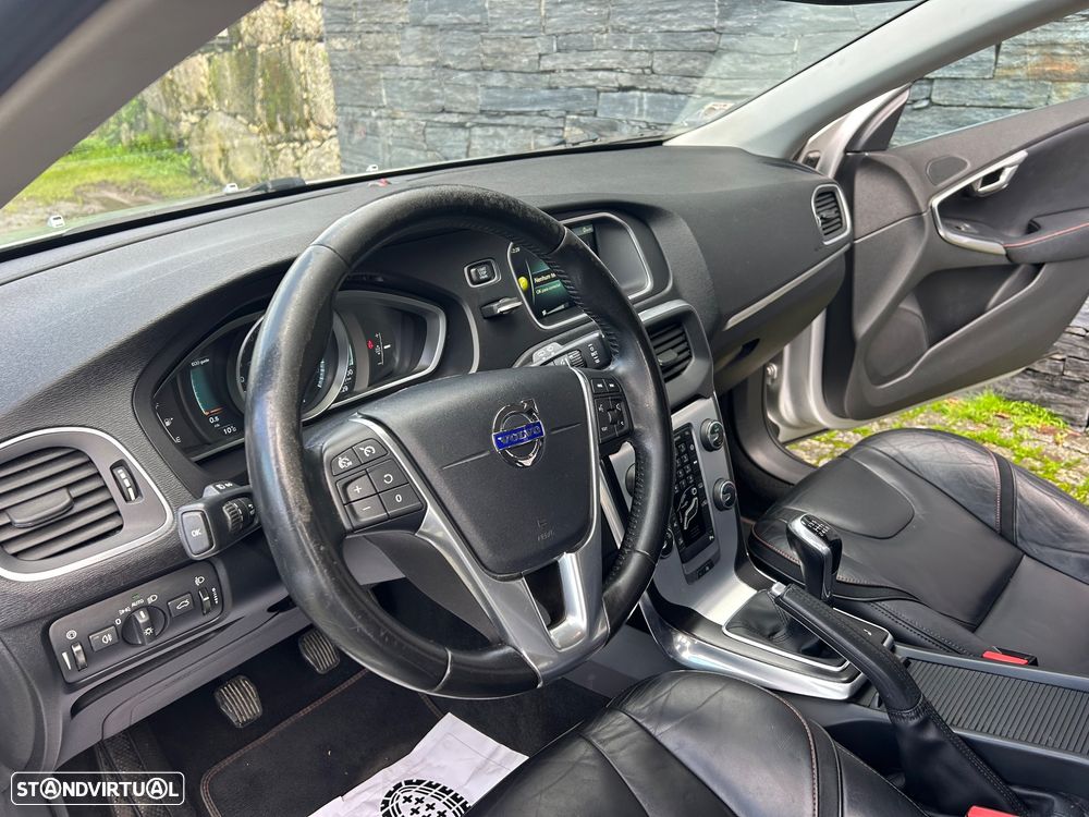 Volvo V40 2.0 D2 Momentum Eco - 12