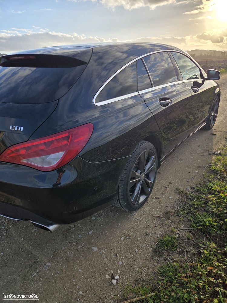 Mercedes-Benz CLA 200 d Shooting Brake - 9