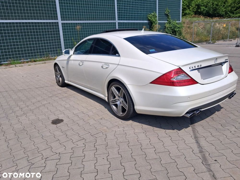 Mercedes-Benz CLS 63 AMG - 8