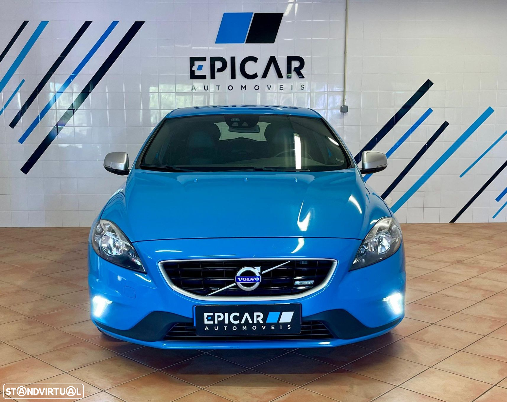 Volvo V40 1.6 D2 R-Design - 3