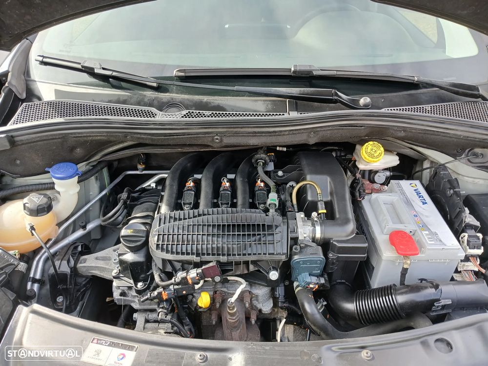 Peugeot 208 1.2 VTi Active - 25