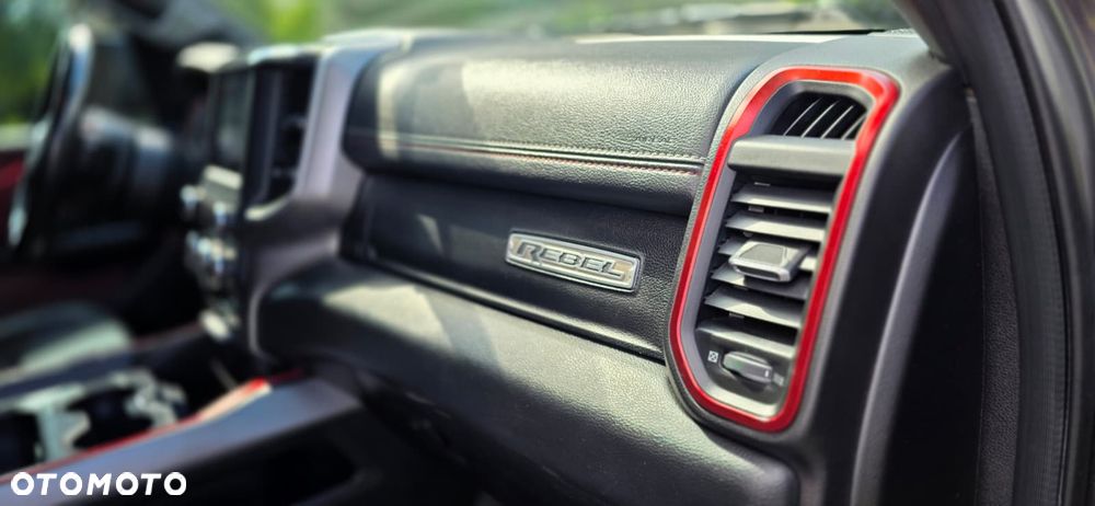 Dodge RAM - 21
