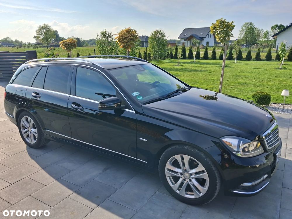 Mercedes-Benz Klasa C 220 CDI BlueEff Edition Avantgarde - 8