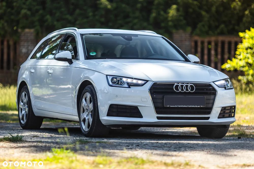 Audi A4 Avant 35 TDI S tronic - 1