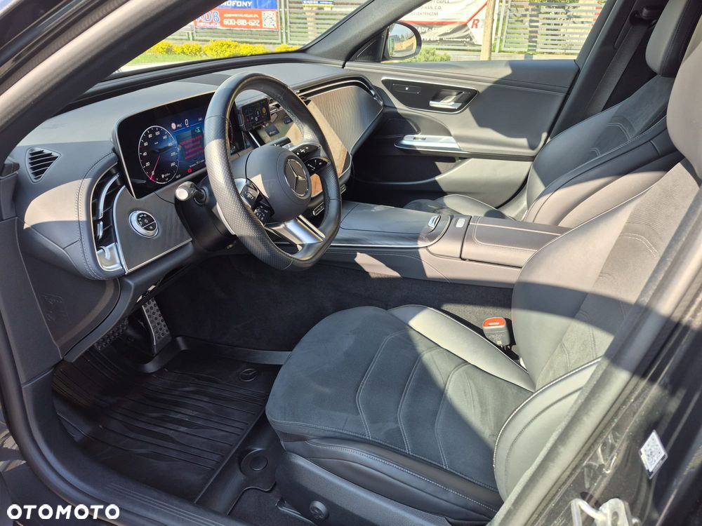 Mercedes-Benz Klasa E 220 d mHEV AMG 9G-Tronic - 10