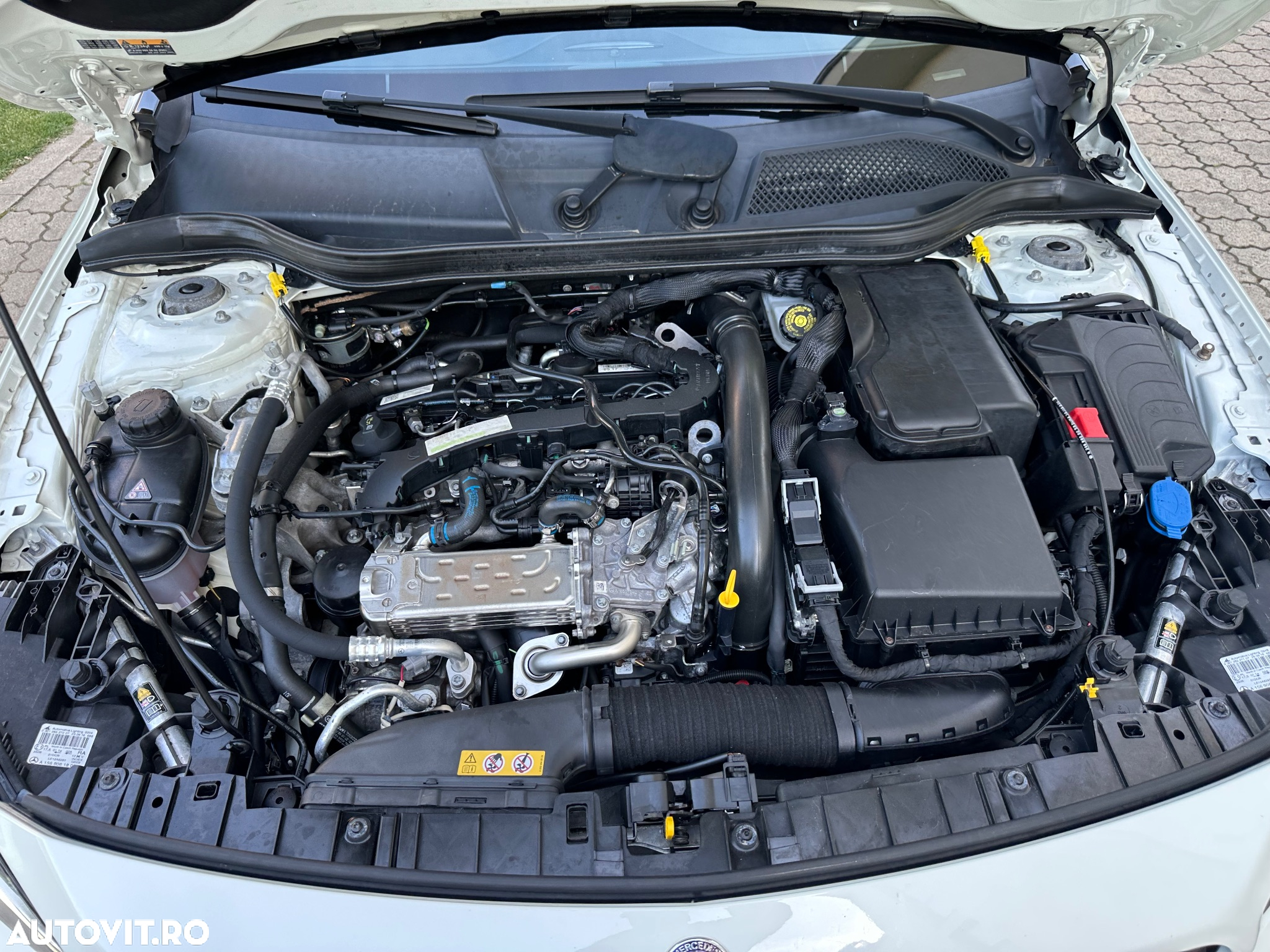 Mercedes-Benz GLA - 40