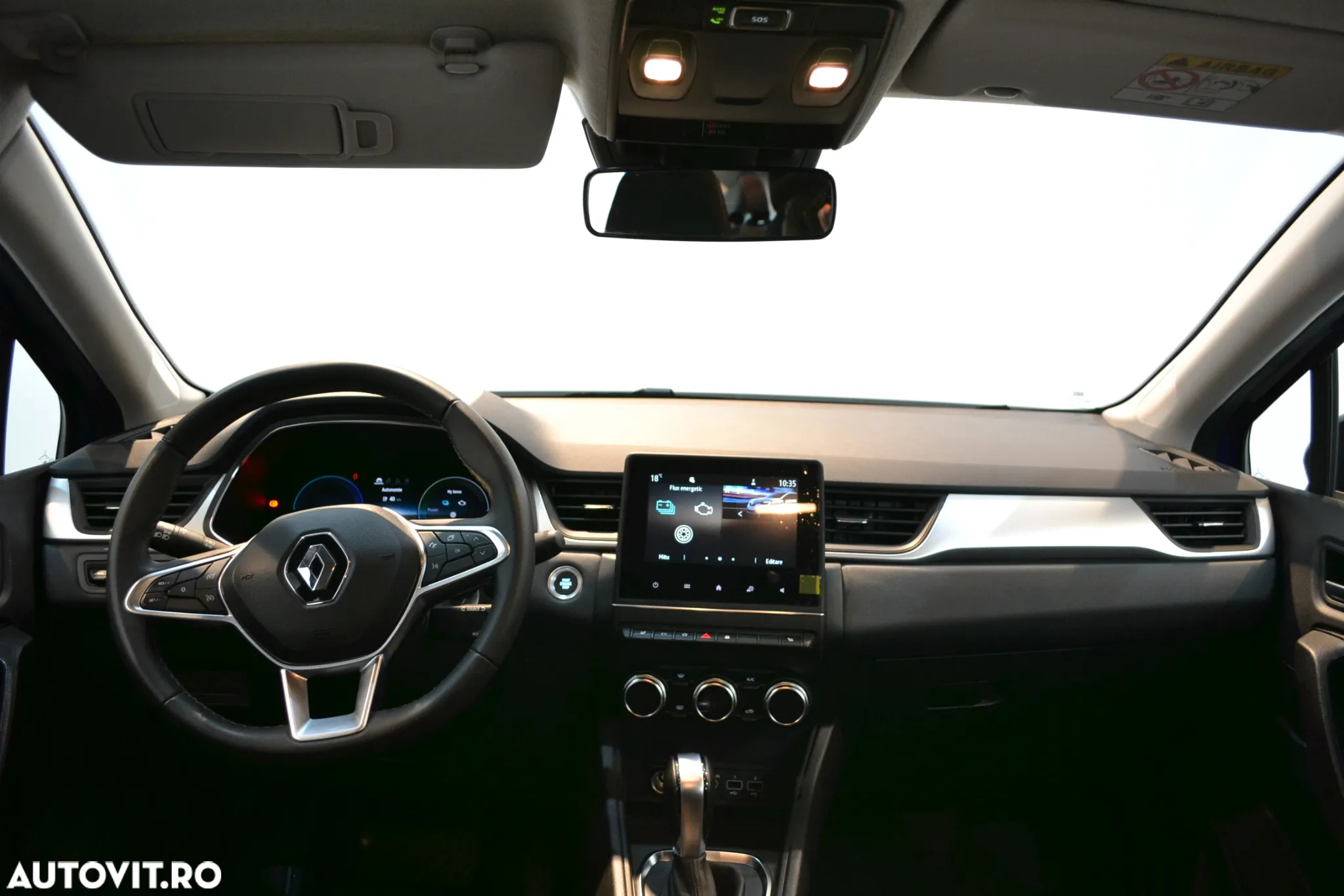 Renault Captur E-Tech PHEV 160 Equilibre - 3
