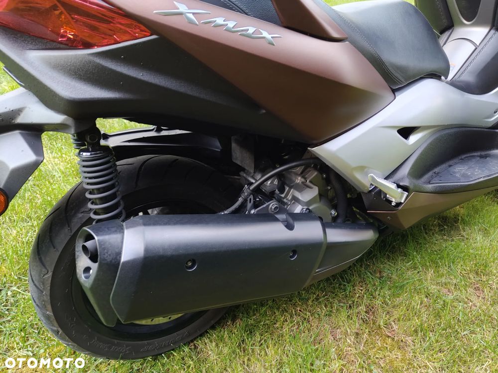 Yamaha X-max - 8