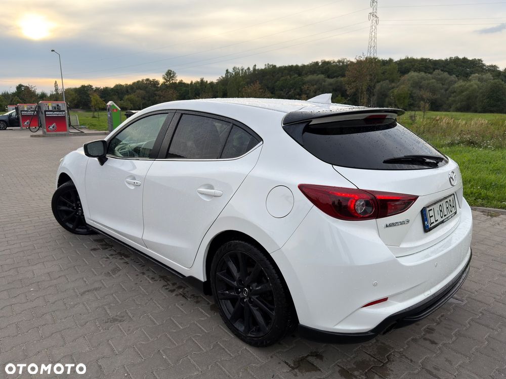 Mazda 3 - 9