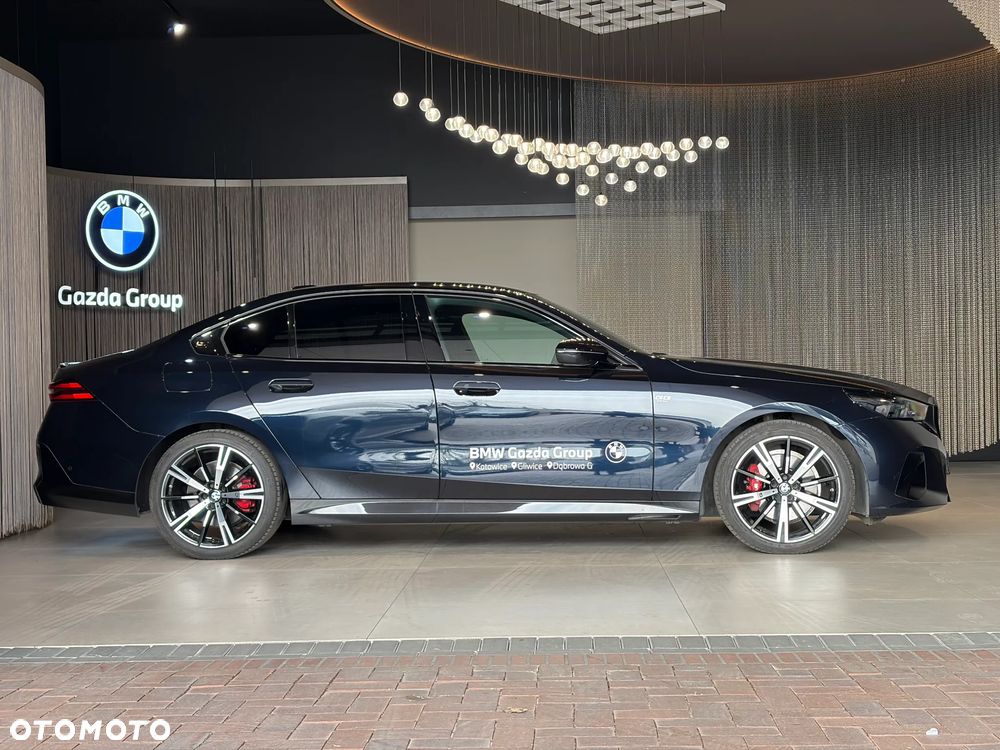 BMW Seria 5 520d xDrive mHEV M Sport - 5