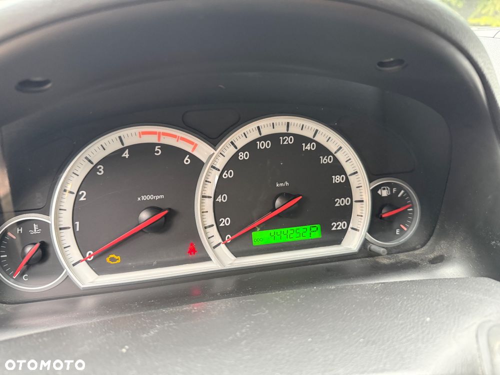Chevrolet Captiva - 10
