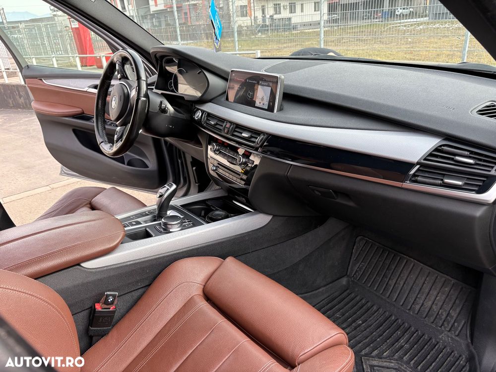 BMW X5 xDrive35i Sport-Aut. - 7