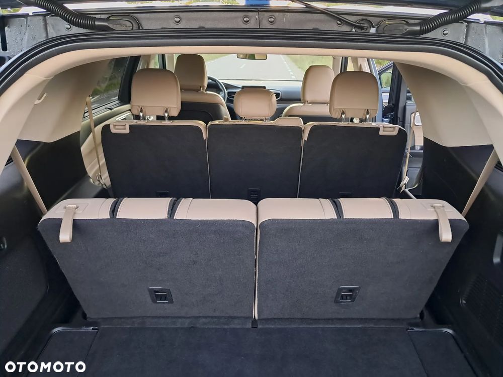 Ford Explorer - 31