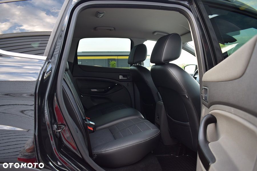 Ford Kuga 2.0 TDCi 2x4 Titanium - 13