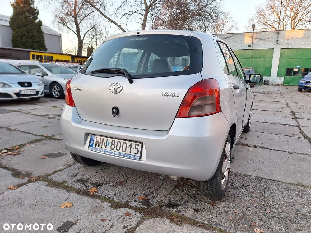 Toyota Yaris - 6