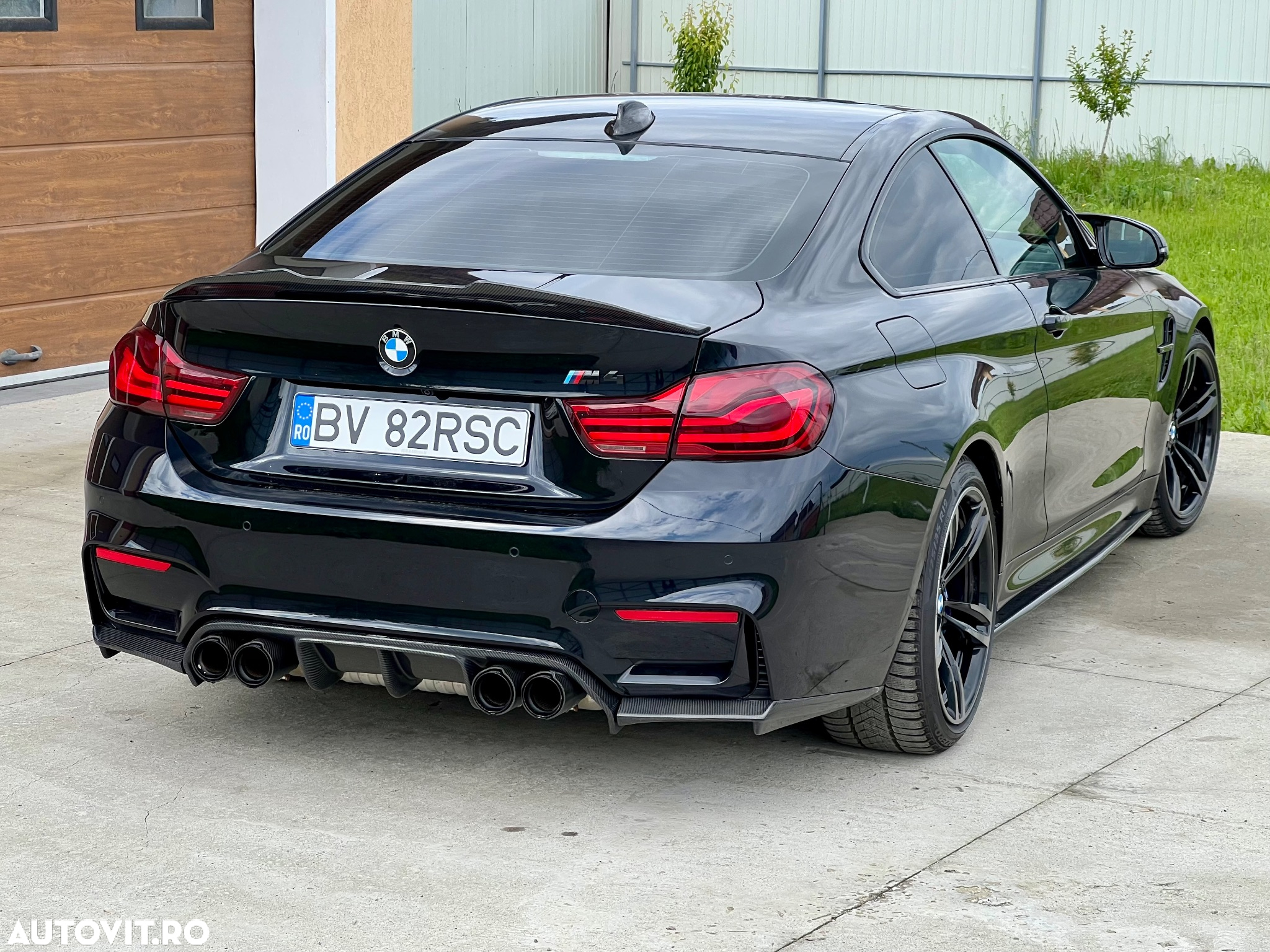 BMW M4 Coupe DKG - 2
