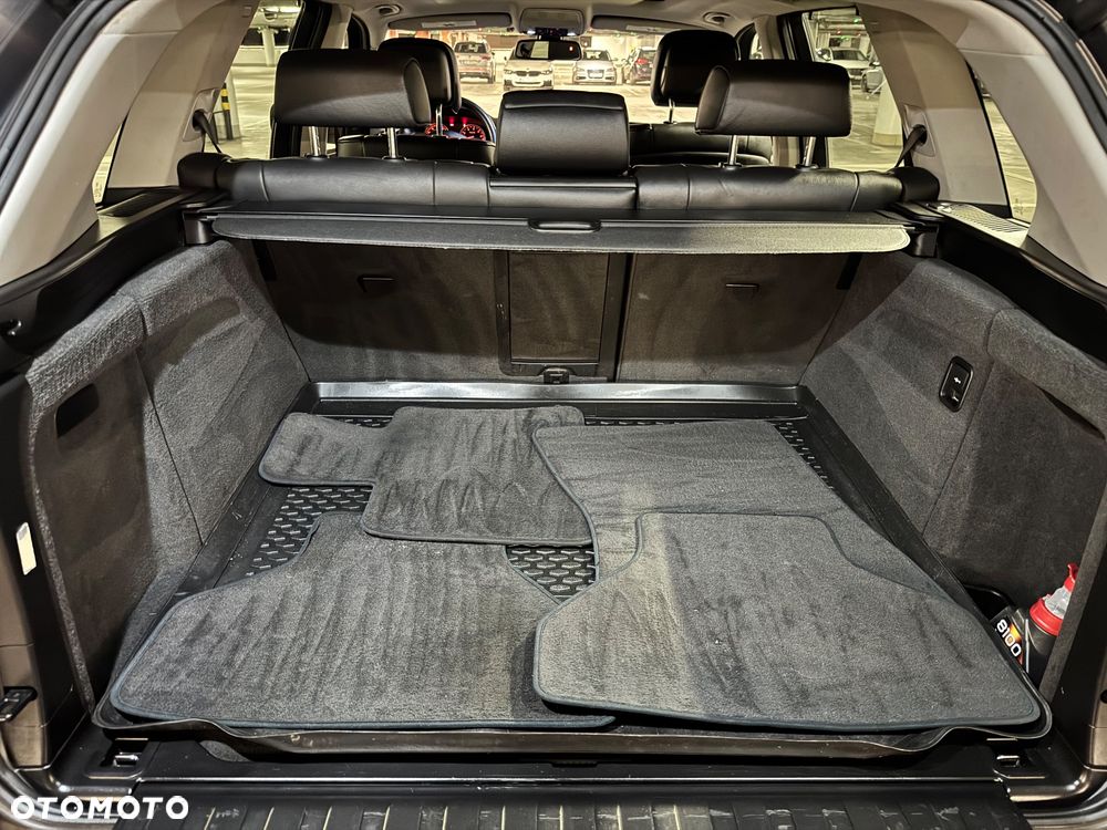 BMW X5 5.0i xDrive - 22