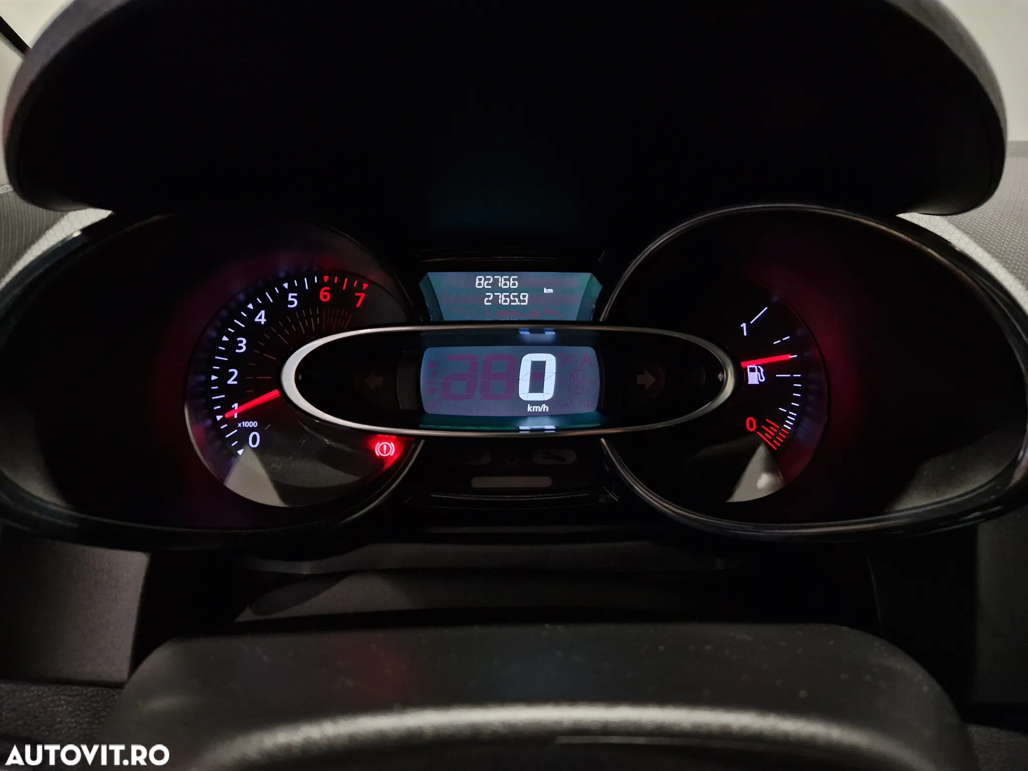 Renault Clio - 17