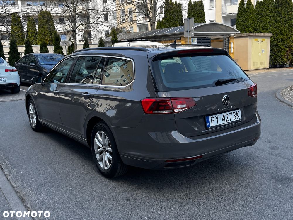Volkswagen Passat 2.0 TDI EVO Business - 4