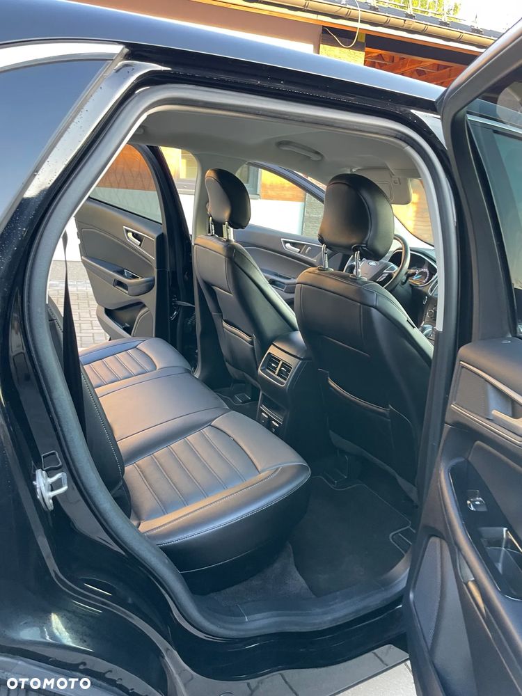 Ford Edge - 10