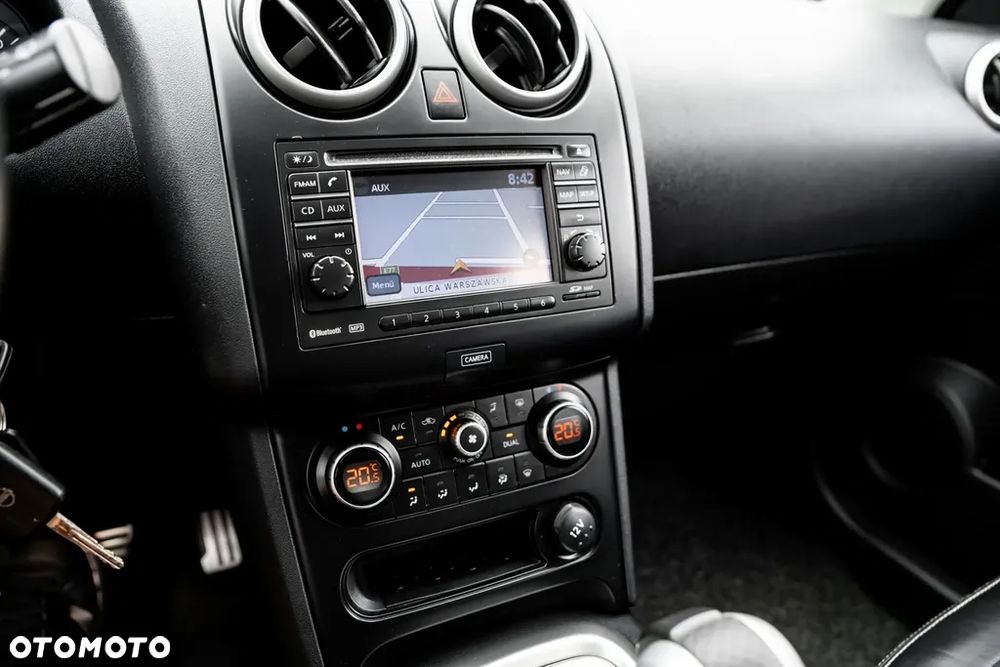 Nissan Qashqai 2.0 4x4 CVT 360 - 38