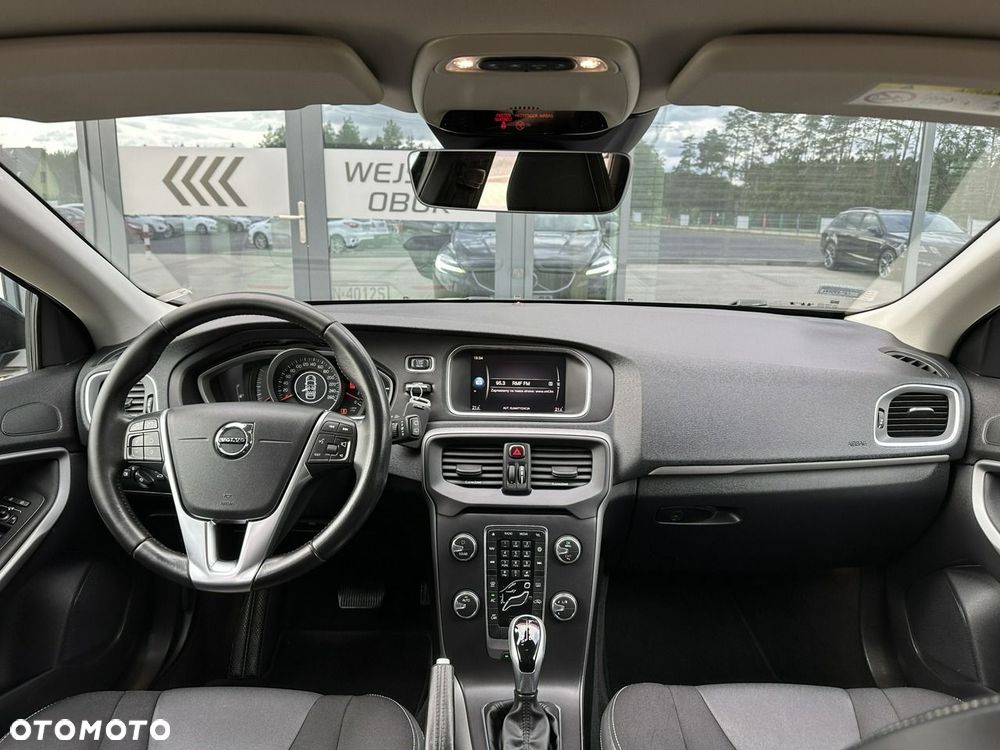 Volvo V40 D3 Geartronic Momentum - 7