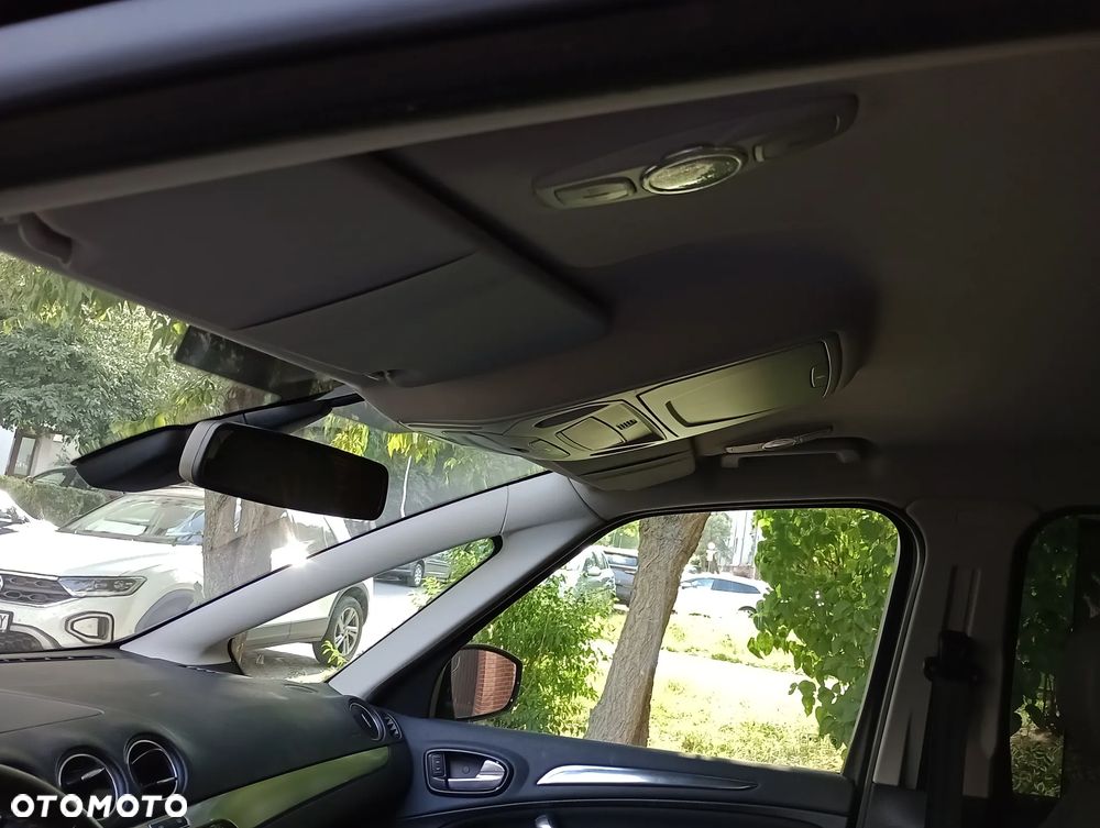 Ford S-Max 2.0 TDCi DPF Titanium - 5