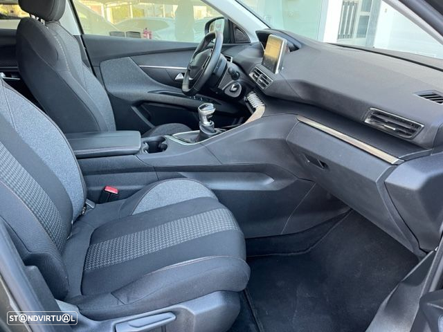 Peugeot 3008 1.5 BlueHDi Allure - 4