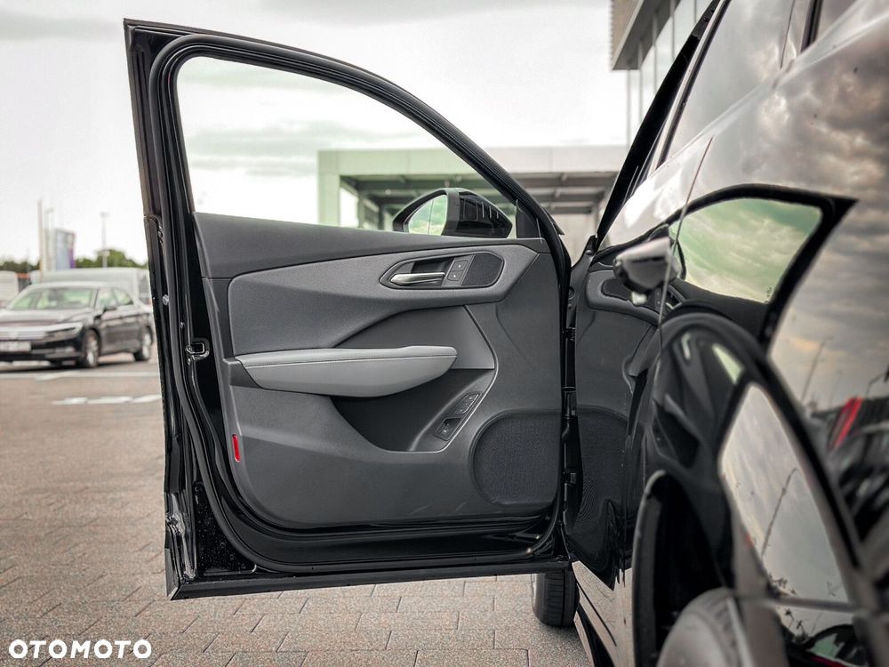 Audi Q3 Sportback - 14