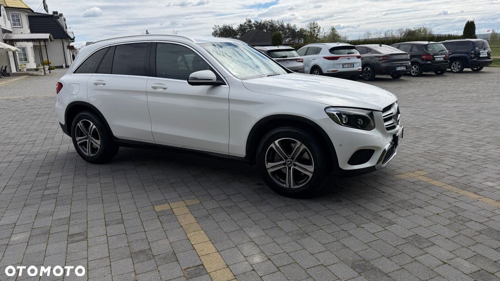 Mercedes-Benz GLC 220 d 4Matic 9G-TRONIC Exclusive - 27